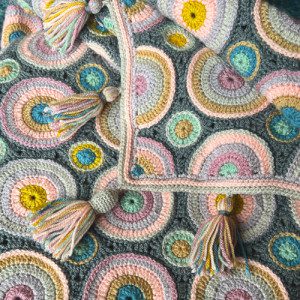 Magic Circles ‘Skimming Stones’ Blanket Kit – Janie Crow (Yarn Only) product image