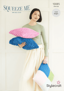 Stylecraft ‘Squeeze Me’ Cushion Patterns 10085 (download) product image